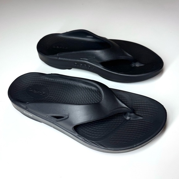 OOFOS OOriginal Unisex M-8 W-10 Thong Sandals Black Comfort Recovery Flip Flops - Picture 5 of 10